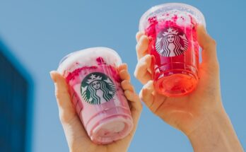 Starbucks refresha