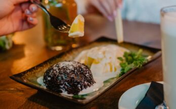 mango sticky rice Wi-Taj