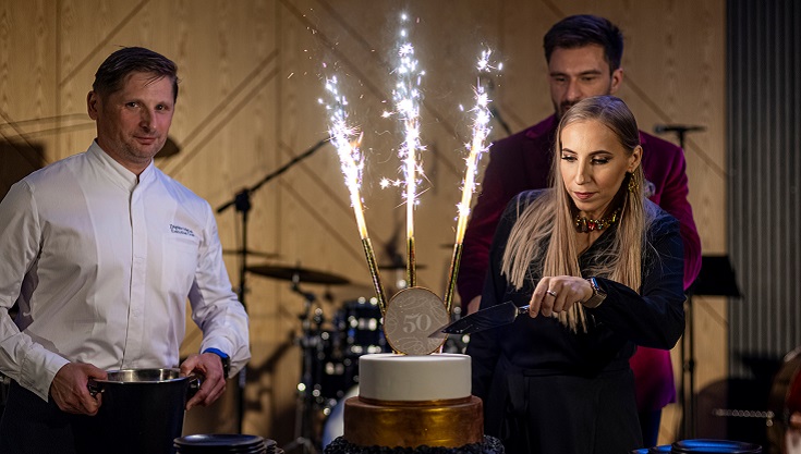 50th Anniversary Mercure brand at Mercure Warszawa Grand tort