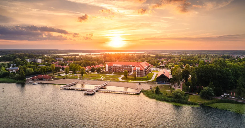 Lake Hill