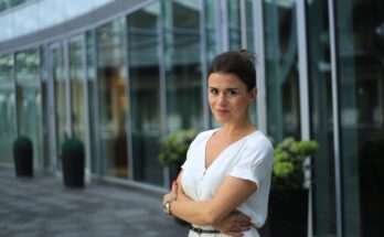 Anna Radecka-Łysiak, Associate Director w Dziale Powierzchni Handlowych w Colliers