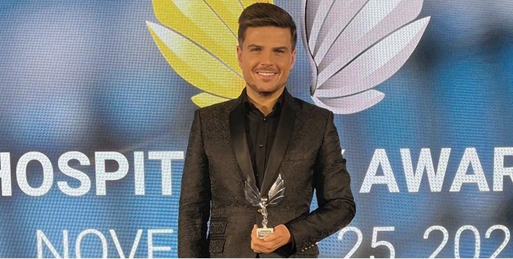 Tomasz Szweda z nagrodą HospitalityAwards
