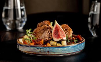 Bistro the Hours