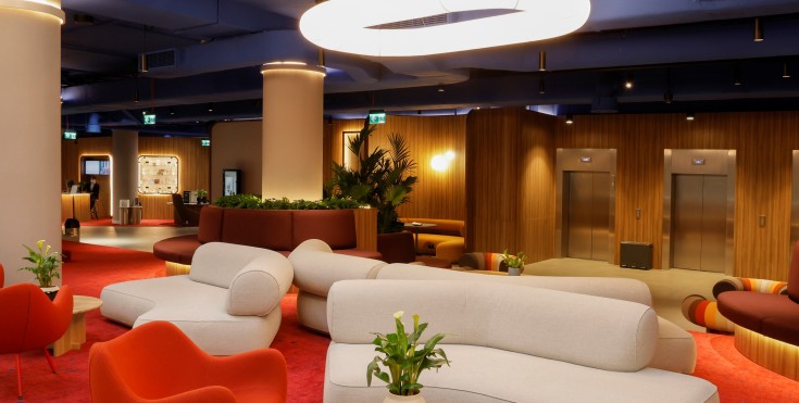 Mercure lobby