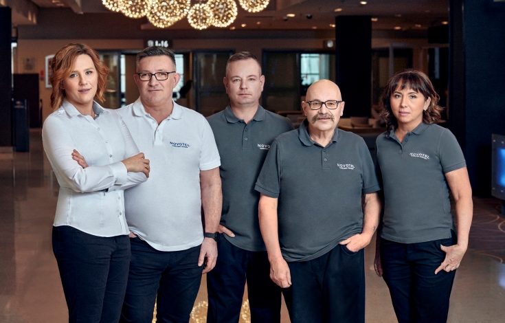 ZESPÓŁ ZAPLECZA I STEWARDINGU NOVOTEL WARSZAWA CENTRUM