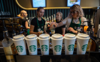 starbucks toruń kawiarnia